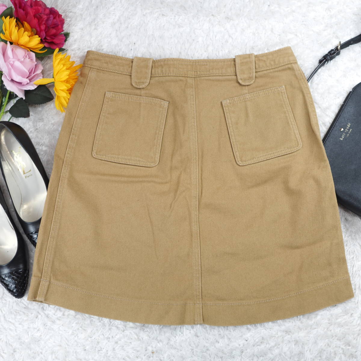 G1603*Salvatore Ferragamo Salvatore Ferragamo * gold button * cotton * knee height * skirt * tea Brown beige *44* large size 