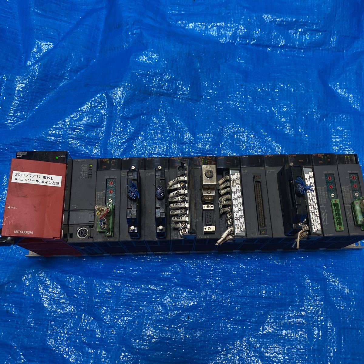 三菱電機 PLC シーケンサー Q06HCPU (A) - スイッチング電源 三菱電機 PLC シーケンサー Q06HCPU (A) - スイッチング電源
