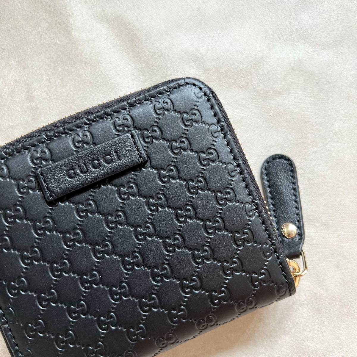 新品未使用箱付き】GUCCI グッチ GUCCI GGロゴ 二つ折り財布
