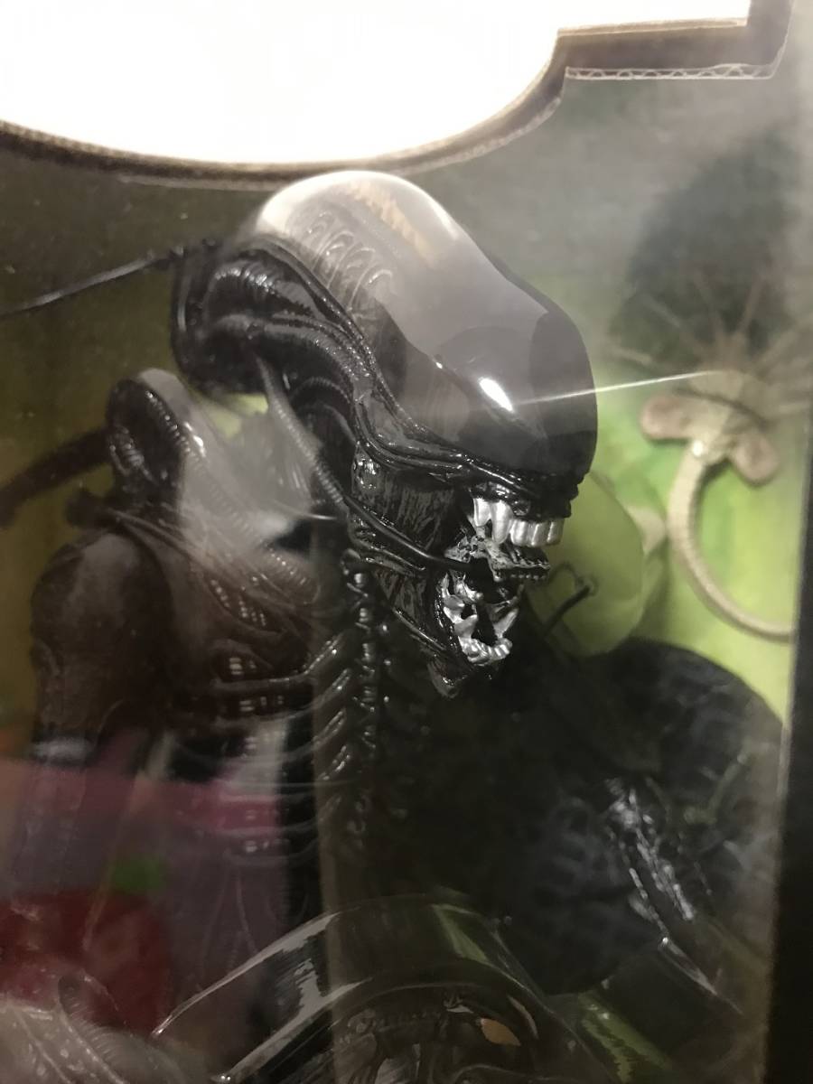 ALIEN エイリアン McFARLANE TOYS　12インチ　フィギュア　新品_画像2