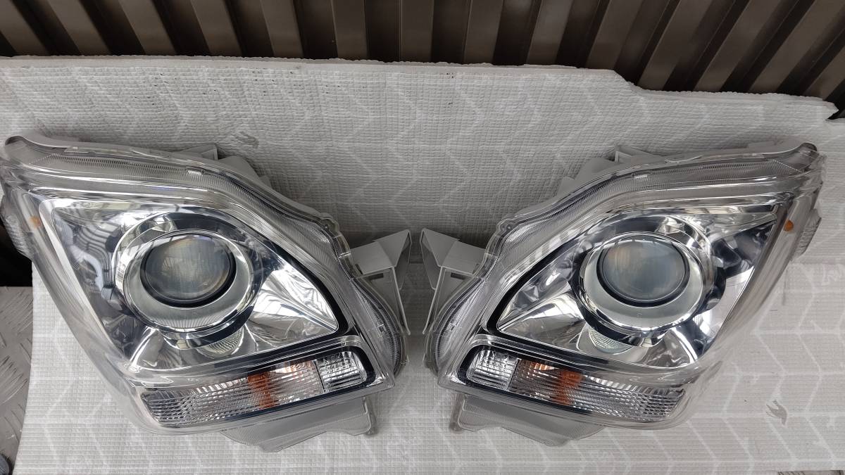 スズキ 純正 キャリイ キャリィ キャリー DA16T キセノン HID KOITO
