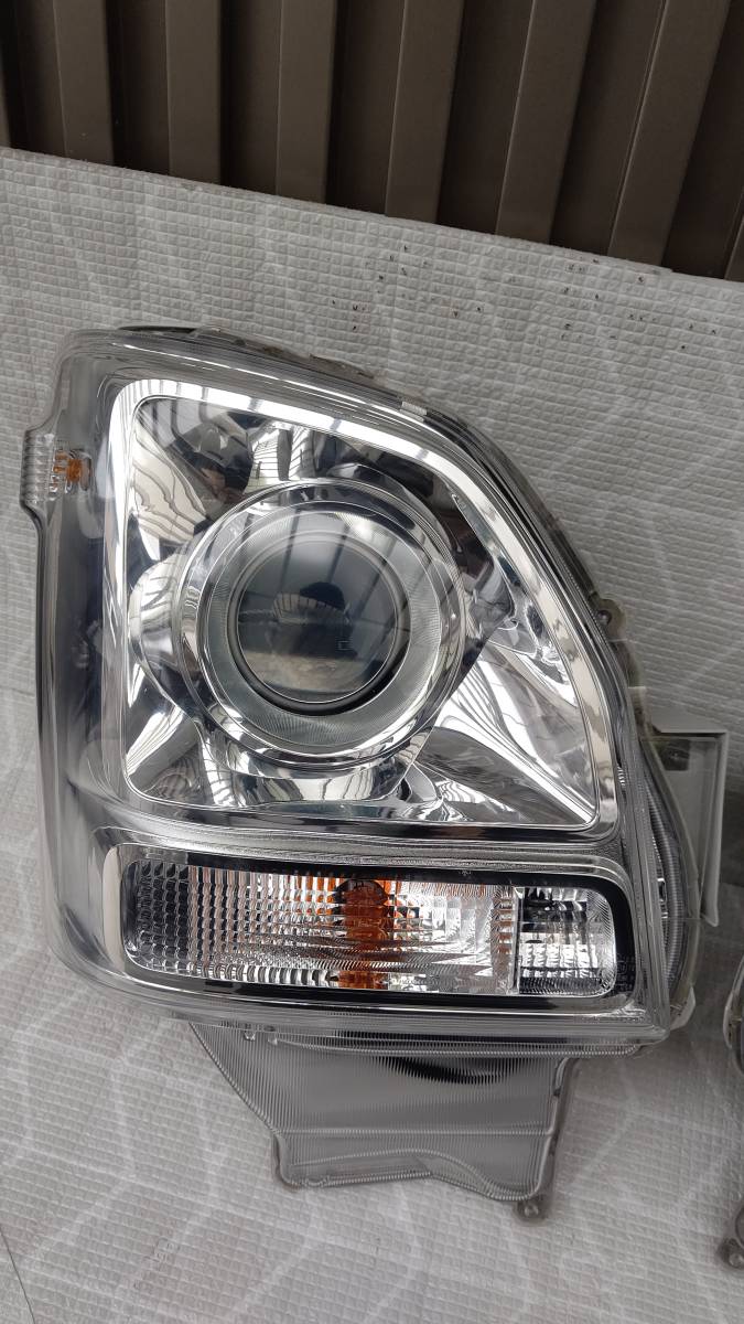 スズキ 純正 キャリイ キャリィ キャリー DA16T キセノン HID KOITO