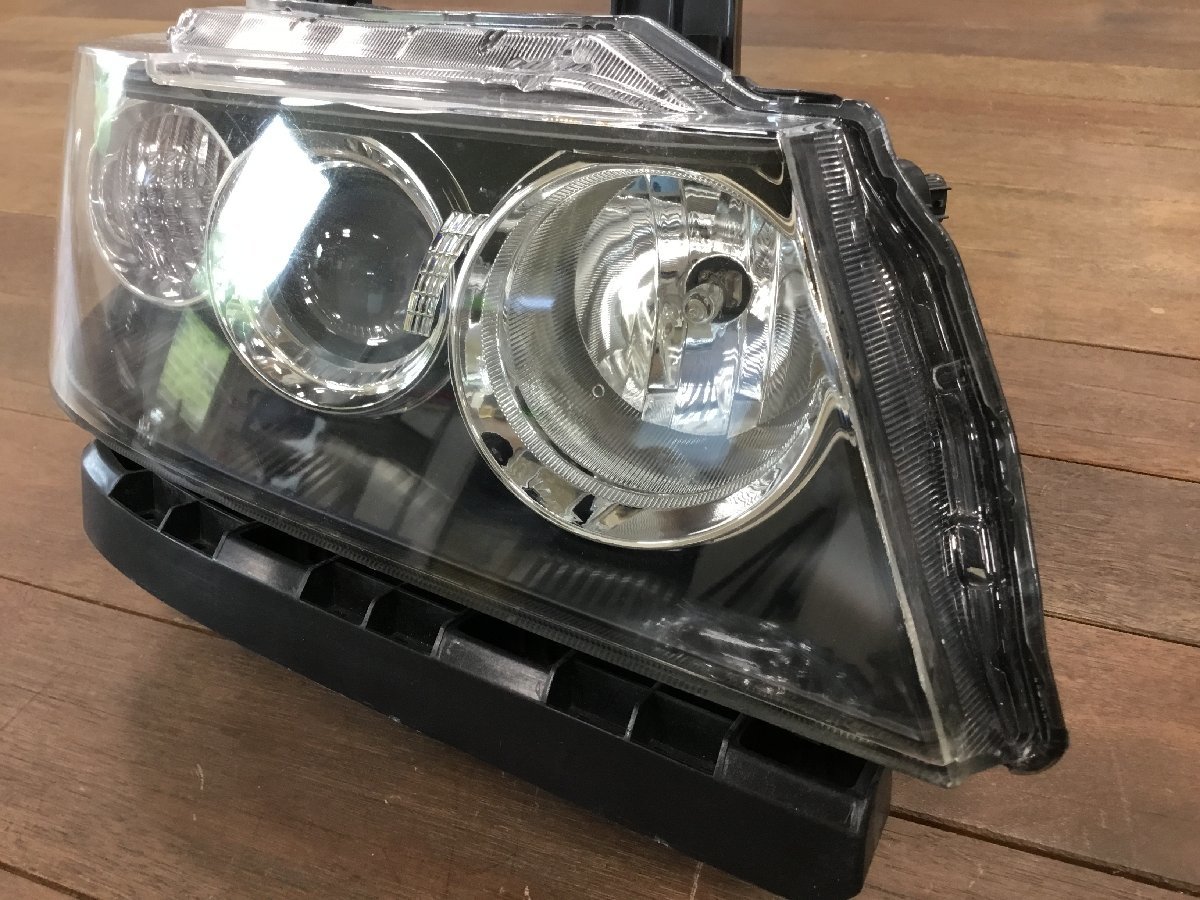 ホンダ JE1 ゼスト 純正 ヘッドライト HID KOITO 100-22911 左右セット　　　　　　　　2301300　　2I6-3 　り_汚れがあります。