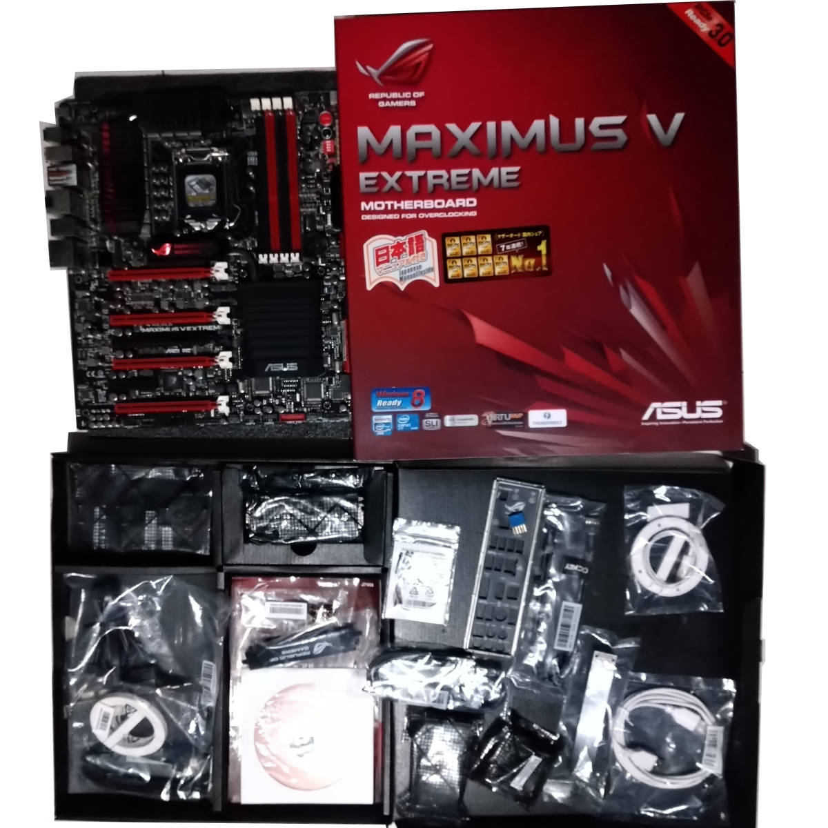 【中古】ASUS MAXIMUS V EXTREME LGA1155 + Win10Proデジタルライセンス(付属品類揃い)_画像1