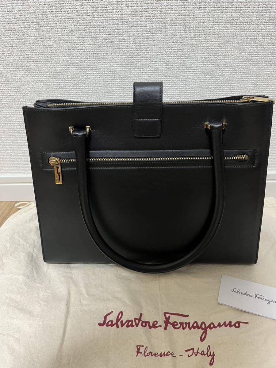 Salvatore Ferragamoジュリエット ハンドバッグ ガンチーニ | inmano