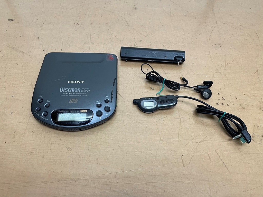 ◇動作未確認ジャンク☆SONY ソニー☆Ｄiscman ディスクマン ESP☆D