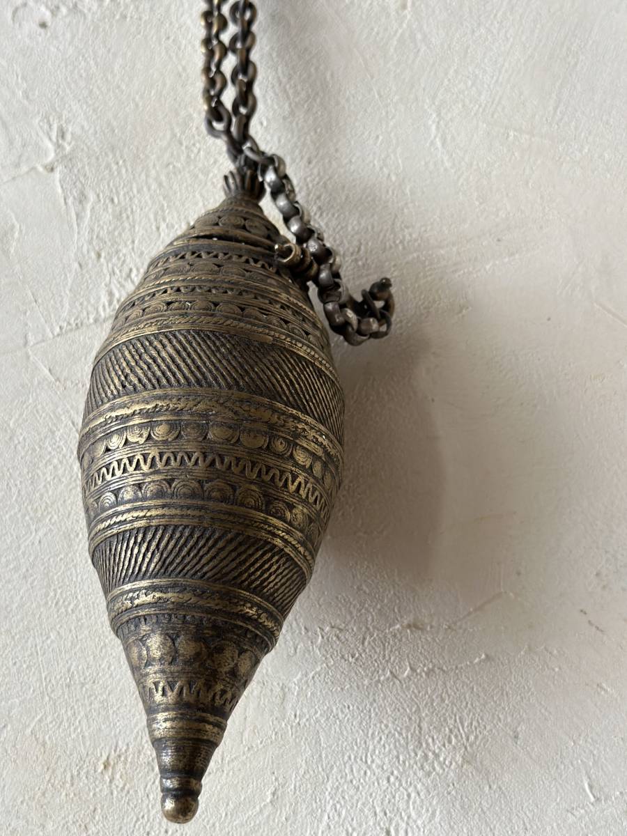  India antique fragrance establish fragrance censer brass brass made vessel objet d'art interior display hanging lowering ornament 