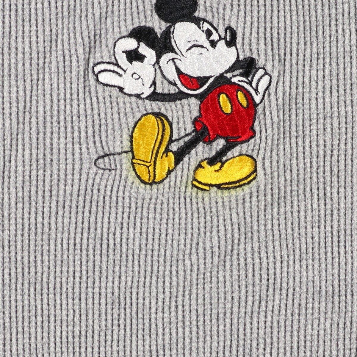 古着 THE Disney STORE MICKEY MOUSE ミッキーマウス ヘンリーネック キャラクター刺繍Tシャツ メンズL /eaa347758_画像4