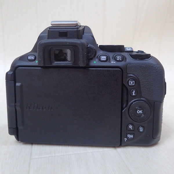 中古 ニコン Nikon D5600 デジタル一眼レフカメラ AF-P NIKKOR 18-55mm_画像8