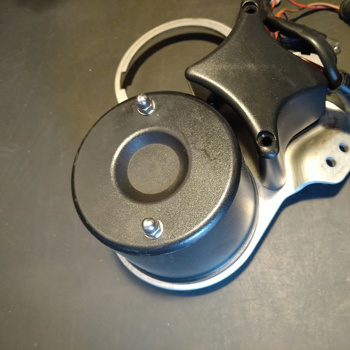 トライアンフ ボンネビル 純正 タコメーター ステー パネル カバー シート ハンドル マフラー ステップ ラバー マウント