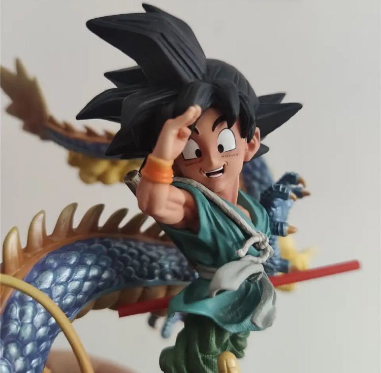 ドラゴンボール　孫悟空　神龍　GTver. 15cm フィギュア　レア　新品未使用　海外限定　数量限定品　 箱付き_画像3