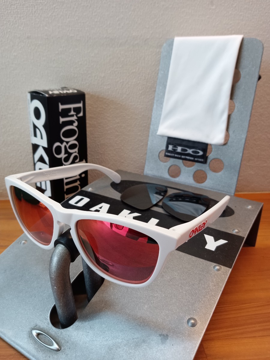 美品 偏光 】アジアンフィット/フロッグスキン/オークリー/frogskins