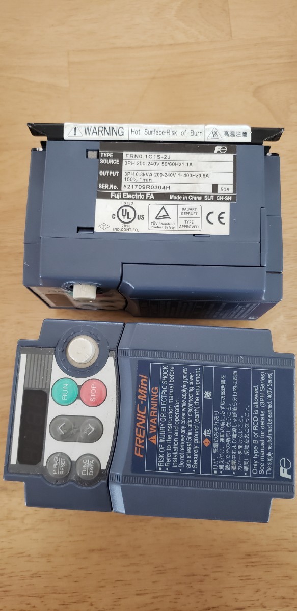 Fuji Electric 富士電機 インバーター FRN0.1C1S-2J 中古 2個
