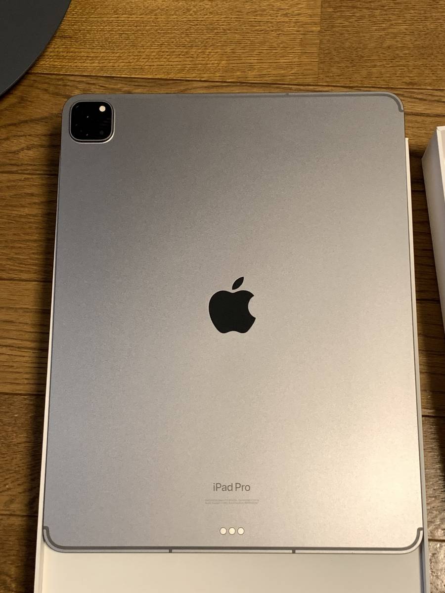 ☆ Apple iPad Pro 12.9インチ(第6世代) / スペースグレイ / 256GB