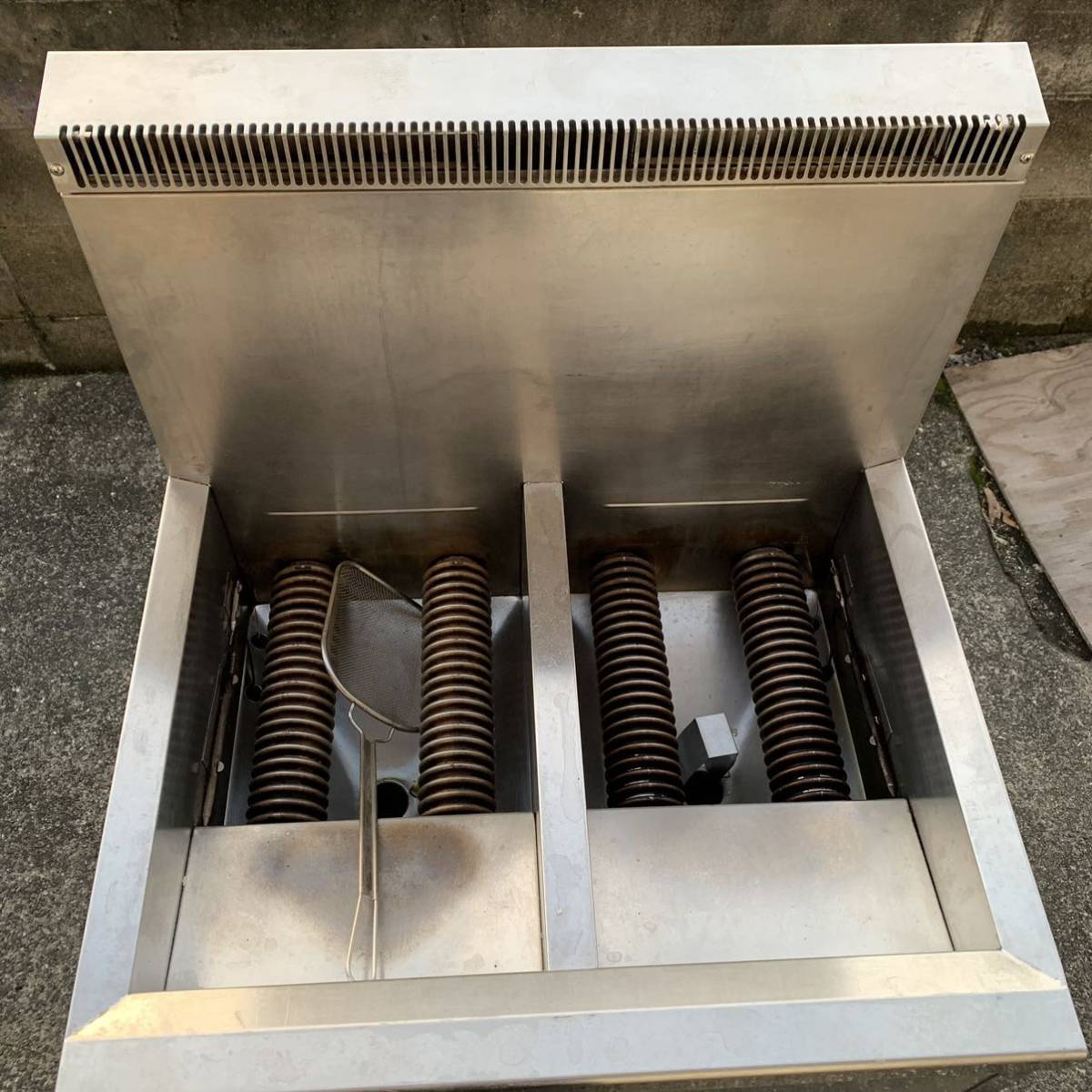tanico/タニコー ガスフライヤー 都市ガス 厨房機器 厨房用品 業務用 店舗用 2槽ガスフライヤー 品