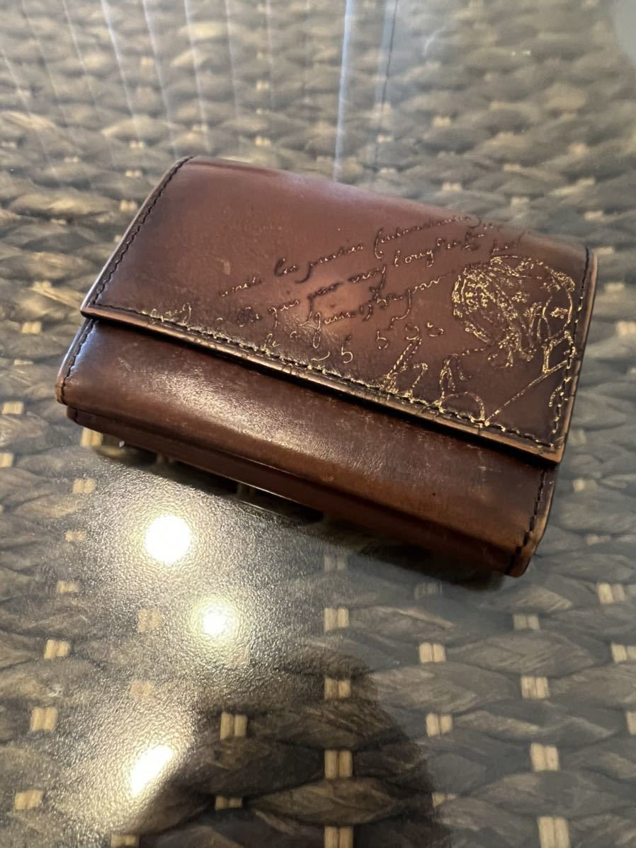 BERLUTI ベルルッティ 三つ折り財布 | promo.avimortecidos.com.br