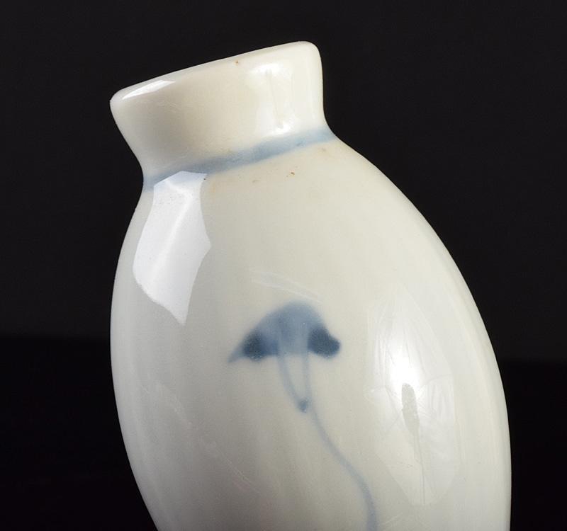 朝鮮美術 李朝 高麗白磁 染付 花文 一輪挿し 花瓶 D R4931
