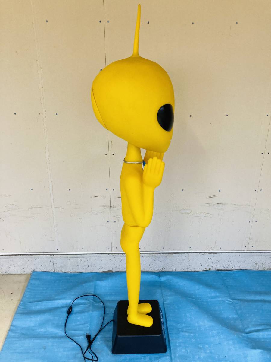 日清カップヌードル】輝け!ビッグライトU.T.(等身大・130cm ルーム