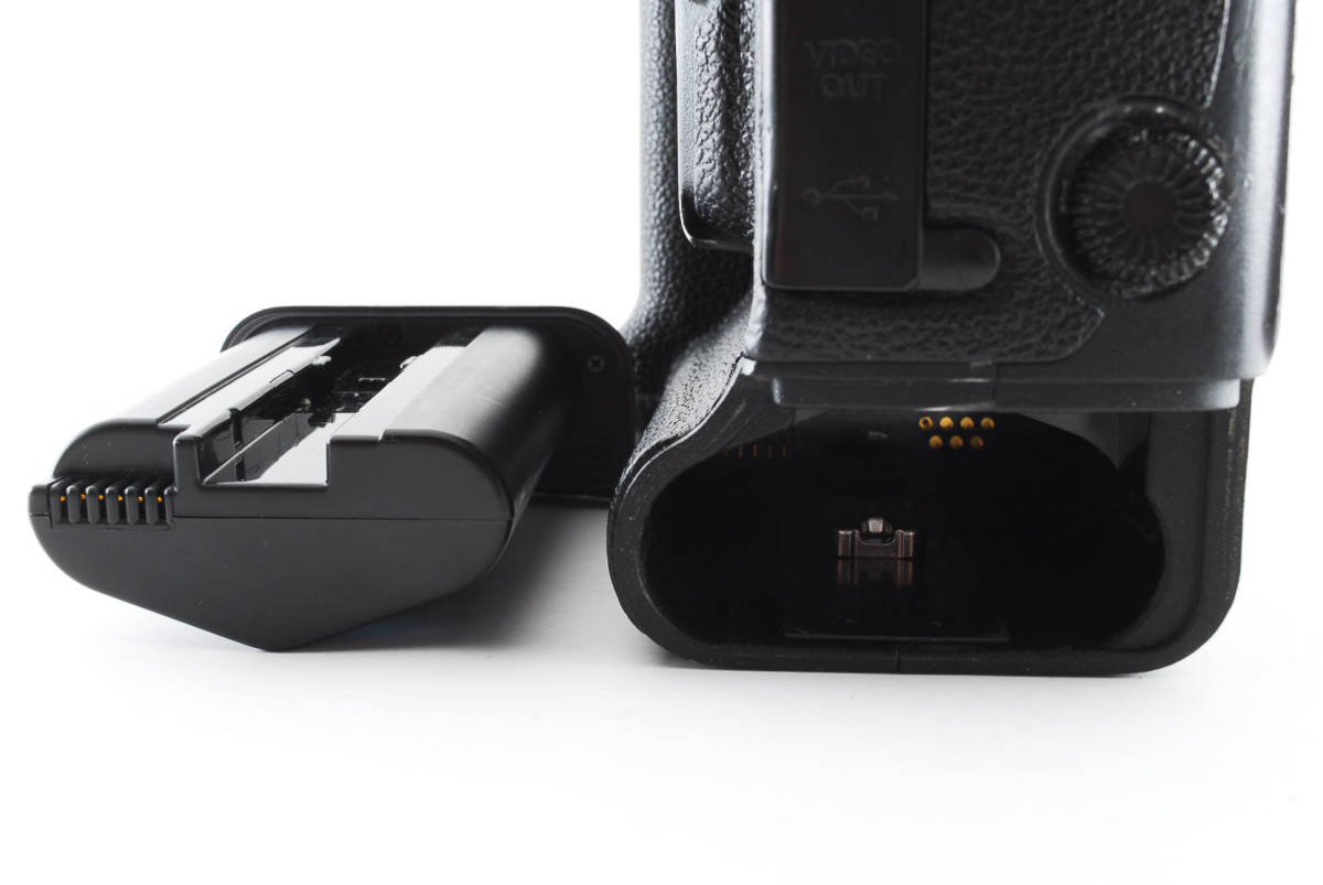 F10 / キャノン Canon EOS-1Ds Mark III ボディ 【ショット数わすか