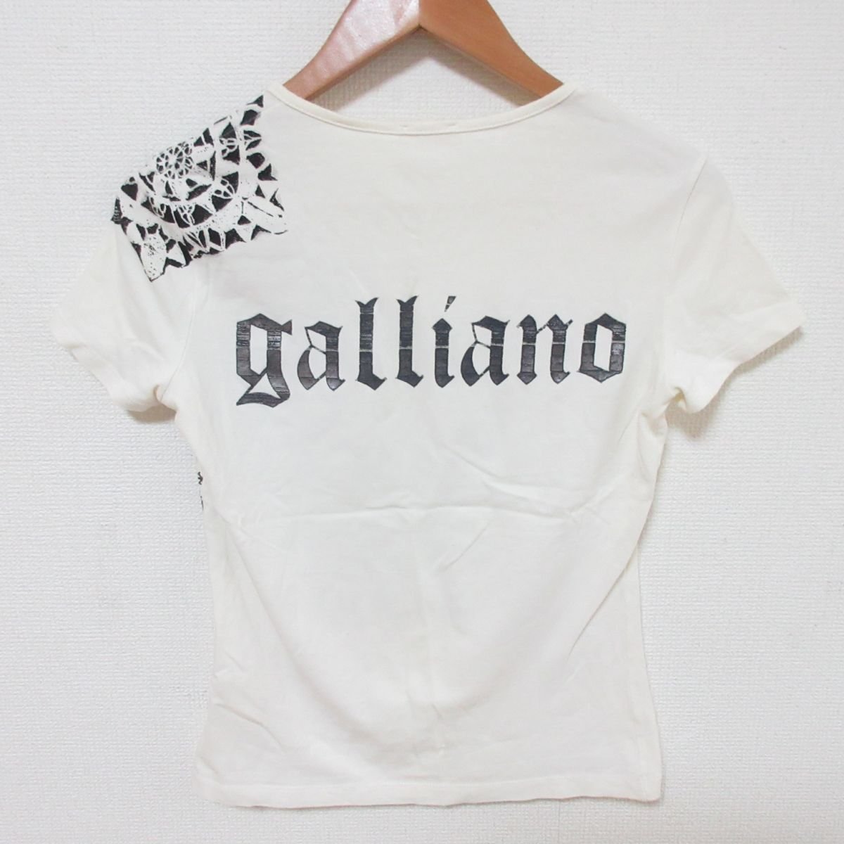 美品 galliano ジョンガリアーノ アーカイブ スカル レース プリント バックロゴ 半袖 Tシャツ カットソー サイズXS 白 ホワイト_画像2