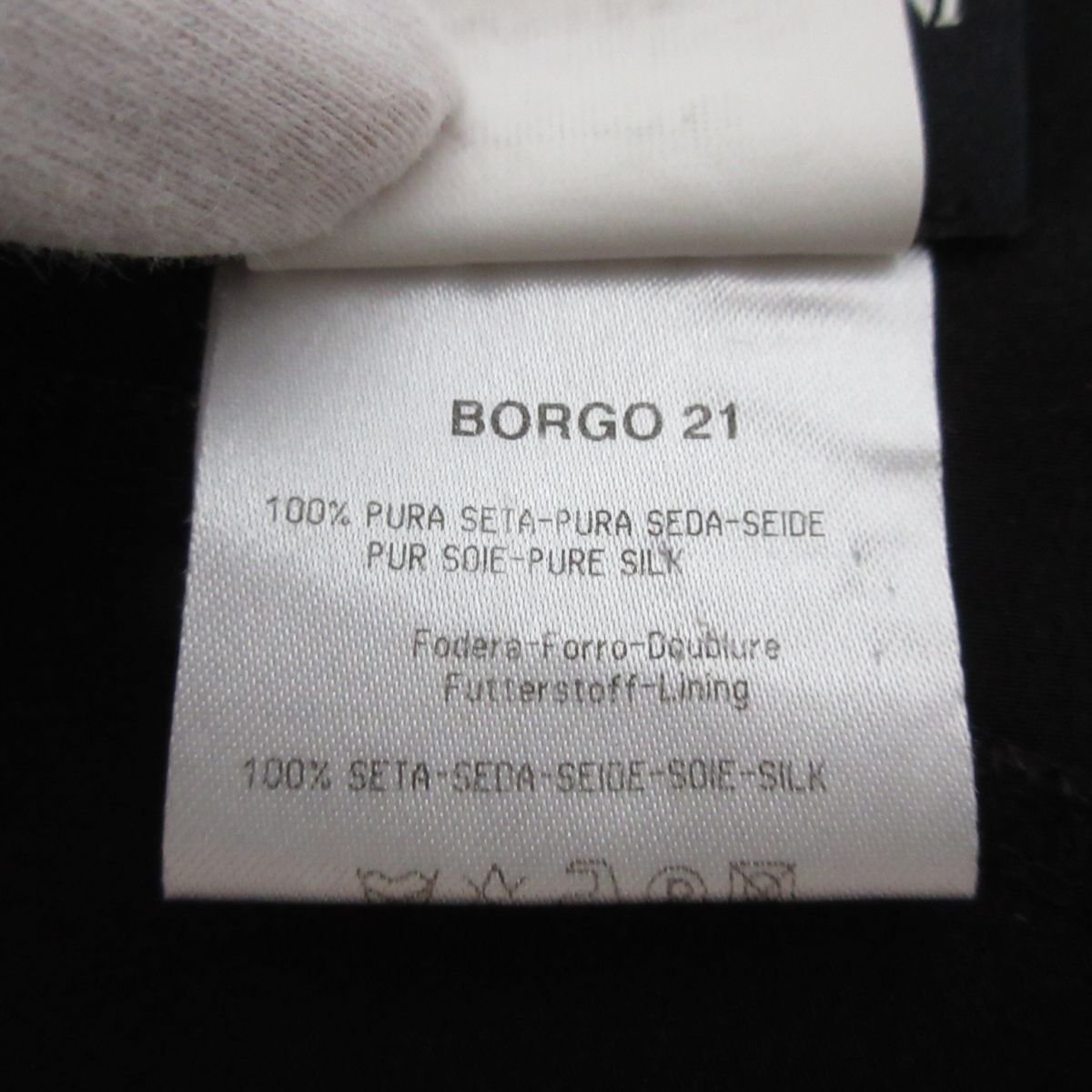 美品 GIORGIO ARMANI ジョルジオアルマーニ BORGO21 シルク100％ サイドジップ アシンメトリー ミディアムスカート サイズ38 黒 ブラック_画像5