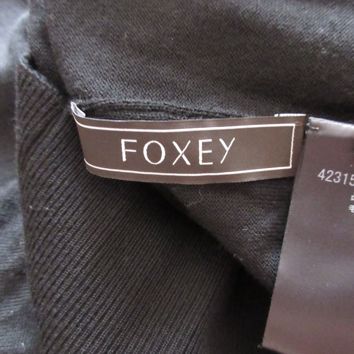 高価値】 2021年モデル フォクシー FOXEY 美品 ツインニット 黒×白
