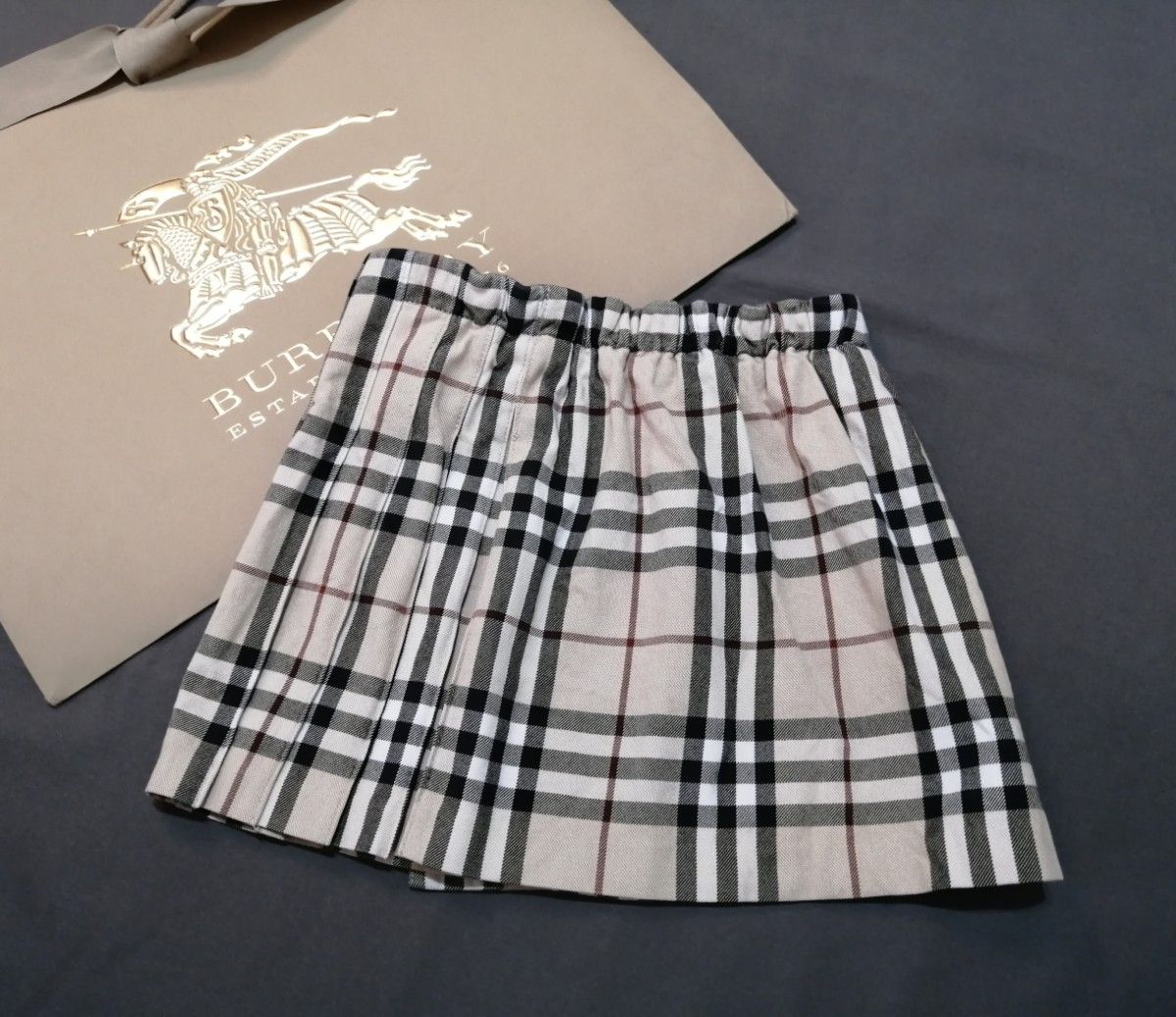 新品 150 バーバリー BURBERRY プリーツスカート スーツ フォーマル