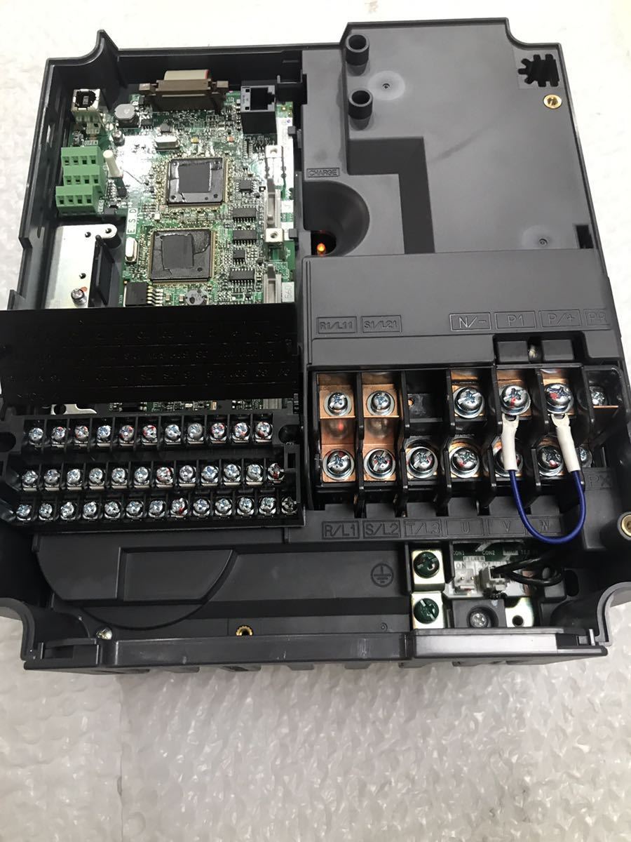 新品未使用三菱電機 MITSUBISHI インバーター FR-A720-7.5K動作保証 3