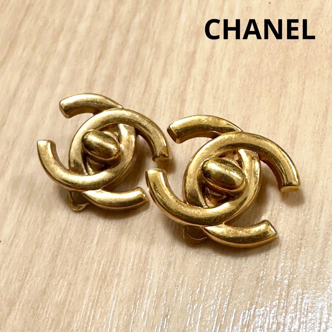 CHANEL シャネル 96P ターンロック ココマーク イヤリング