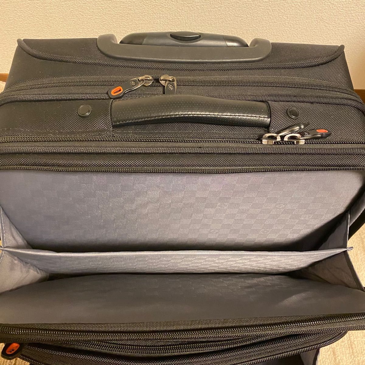 Samsoniteサムソナイト キャリーバッグ 型番1000547 機内持込 Samsoniteサムソナイト キャリーバッグ 型番1000547 機内持込