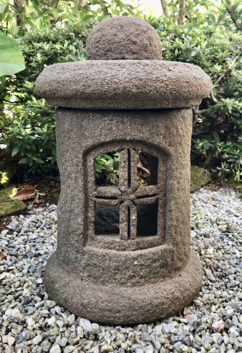  old .. construction miscellaneous goods light . tsubo garden . ground garden shop on garden structure . objet d'art [. light .* tea garden stone light .] veranda lock gardening . water pot fine art bonsai tray stone Rhododendron indicum pine suiseki st other 