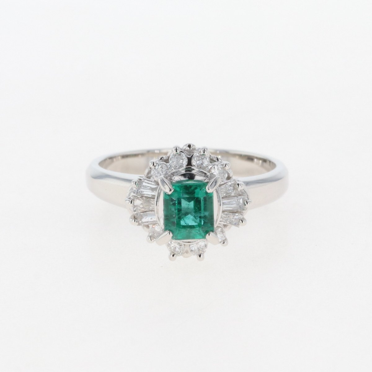 新販売特価 エメラルド デザインリング プラチナ 指輪 メレダイヤ