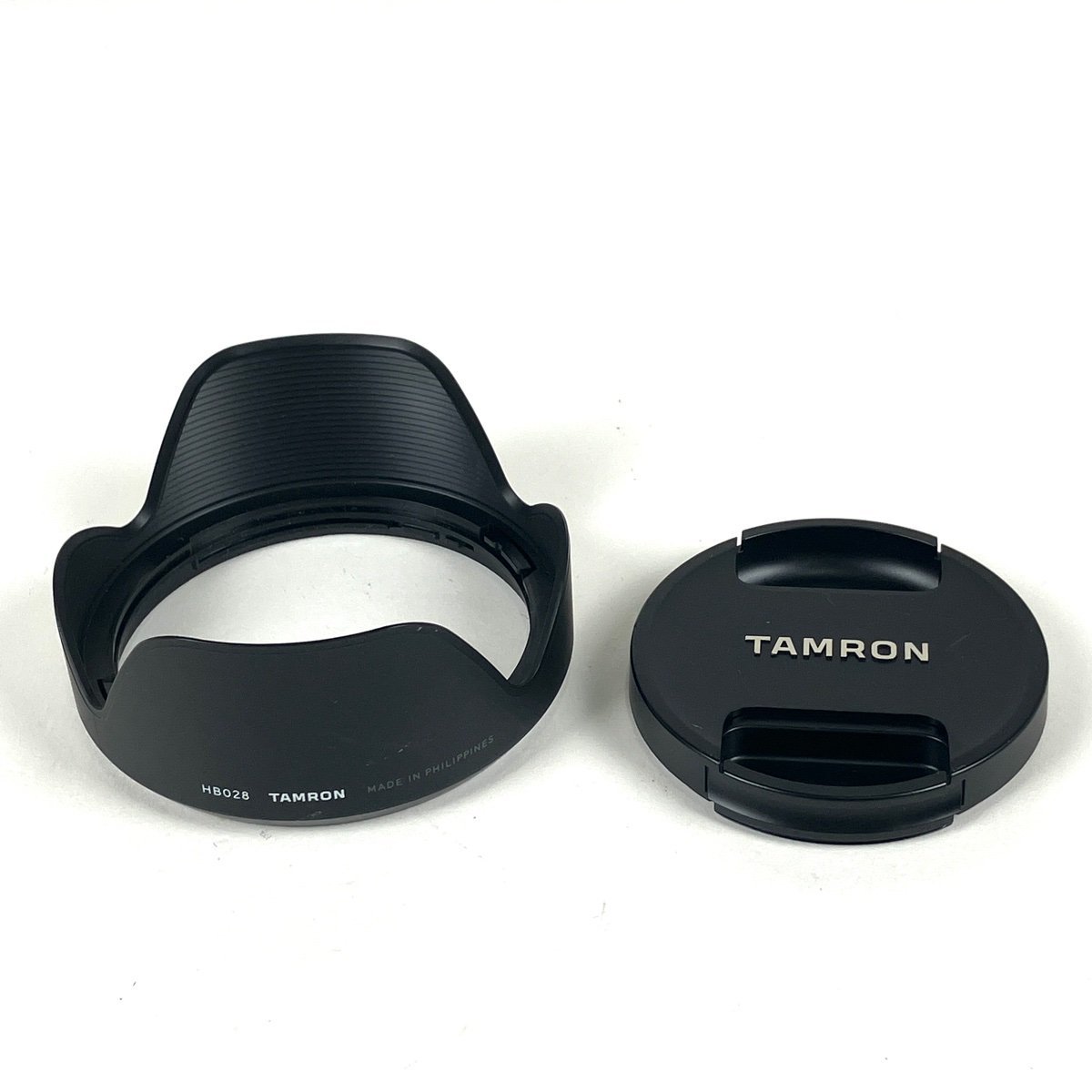ニコン Nikon D3200 + TAMRON 18-400mm F3.5-6.3 Di II VC HLD