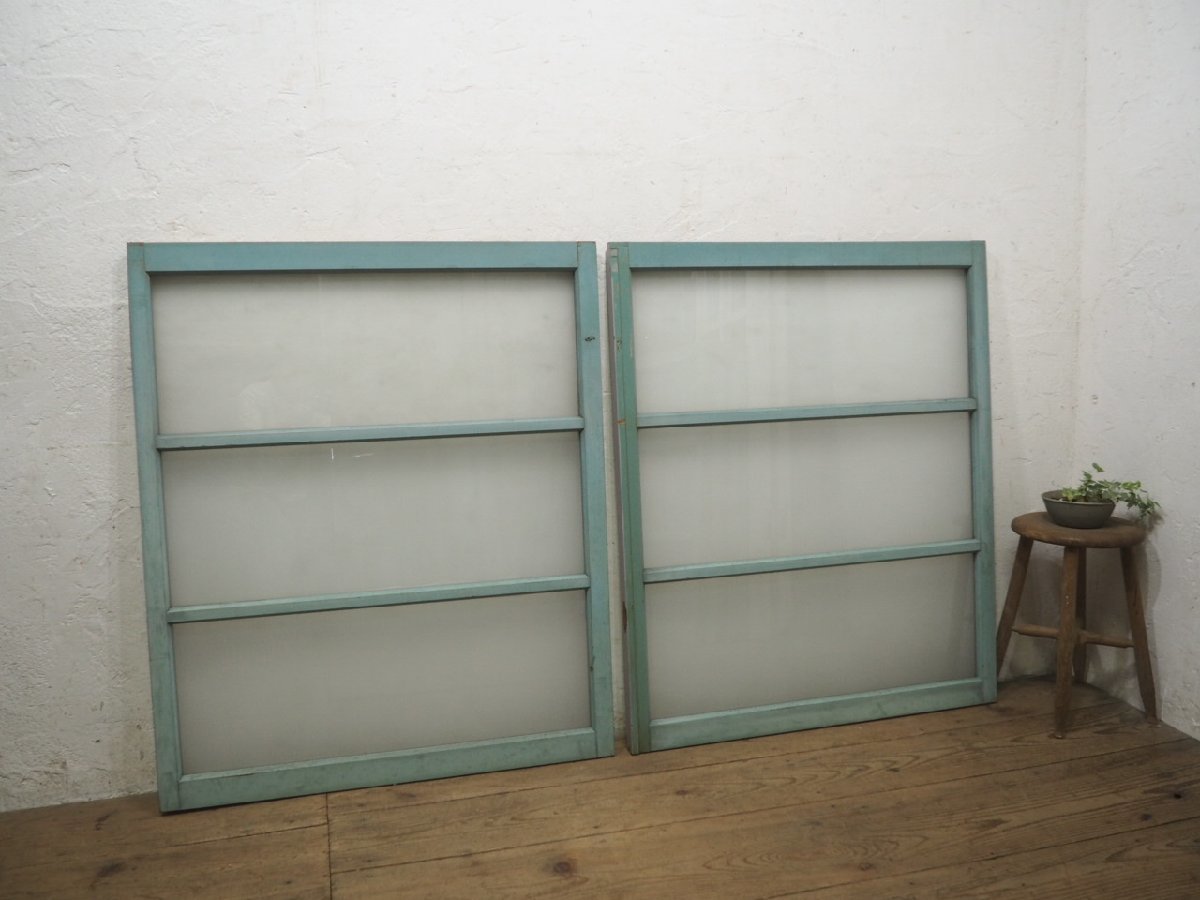タK0748◆(8)【H104,5cm×W87,5(87)cm】×2枚◆ビンテージ◆ペンキの剥げた古い木枠ガラス戸◆建具 ガラス戸 サッシ 古家具 レトロK下