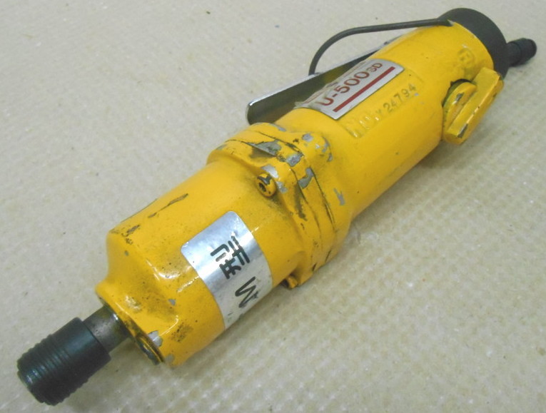 アルミ板 2.5x400x1300 (厚x幅x長さ㍉) 保護シート付 工具、DIY用品 アルミ板 2.5x400x1300 (厚x幅x長さ㍉) 保護シート付 工具、DIY用品