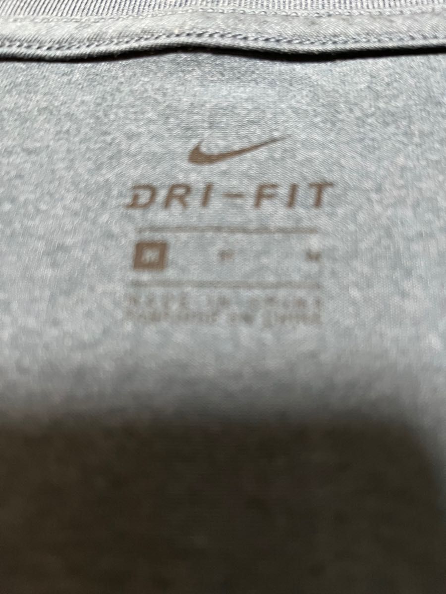 NIKE ナイキ　DRI-FIT Tシャツ　Sサイズ