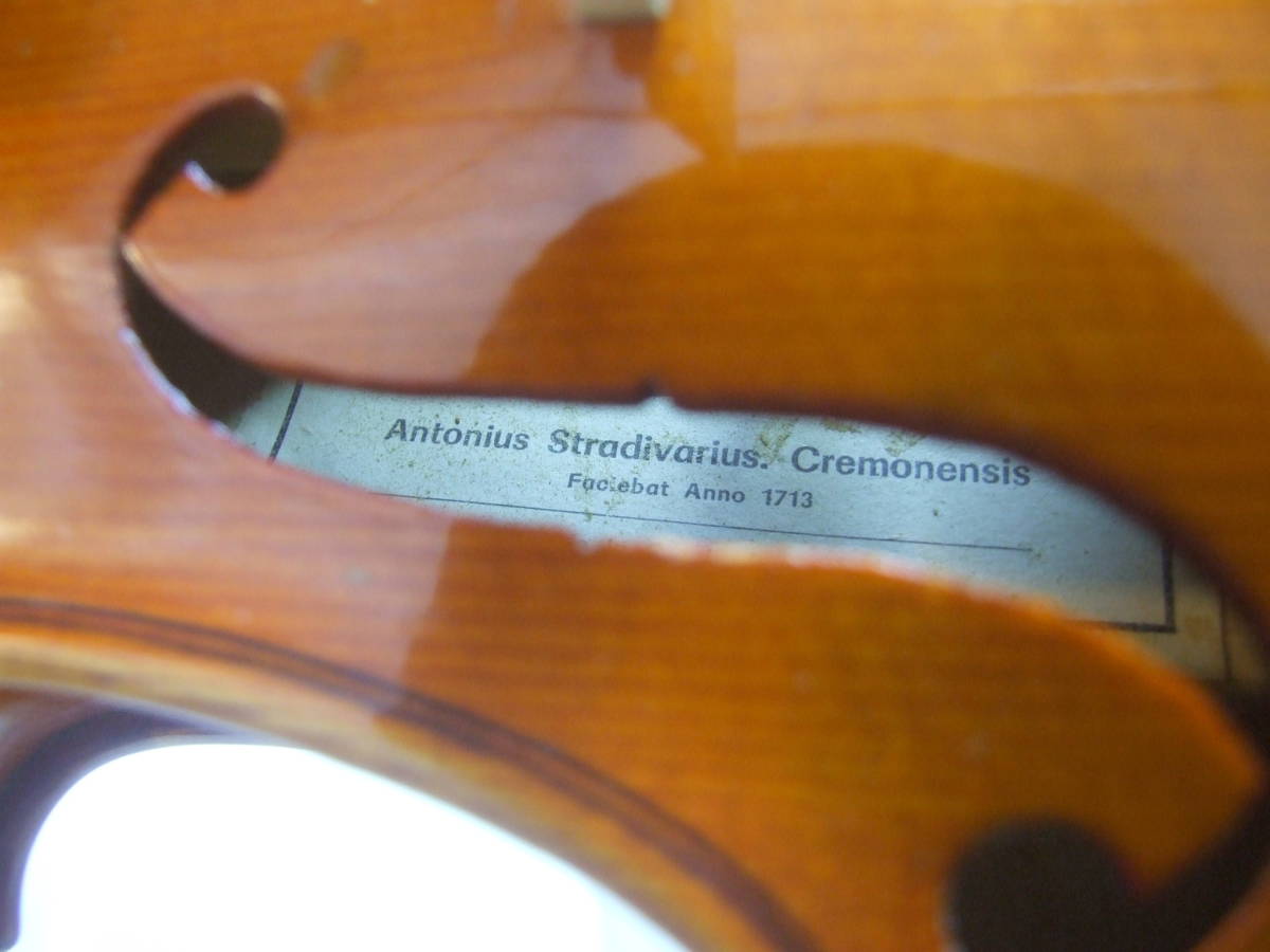 メンテ済 チェコ製 バイオリン Antonius Stradivarius モデル 分数 1/2 虎杢 ARCHET弓 Strunal 上級モデル 発表会 など_画像6