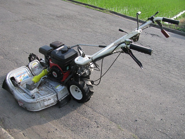オーレック ウイングモア WM726TL 2WD 自走二面あぜ草刈機 オーレック ウイングモア WM726TL 2WD 自走二面あぜ草刈機