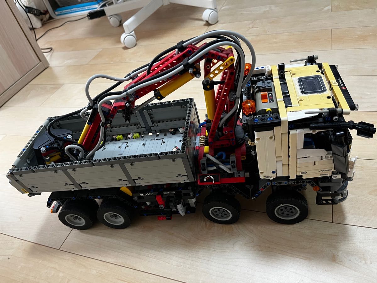 ジャンク LEGO レゴ テクニック 42043 メルセデス・ベンツ ジャンク LEGO レゴ テクニック 42043 メルセデス・ベンツ