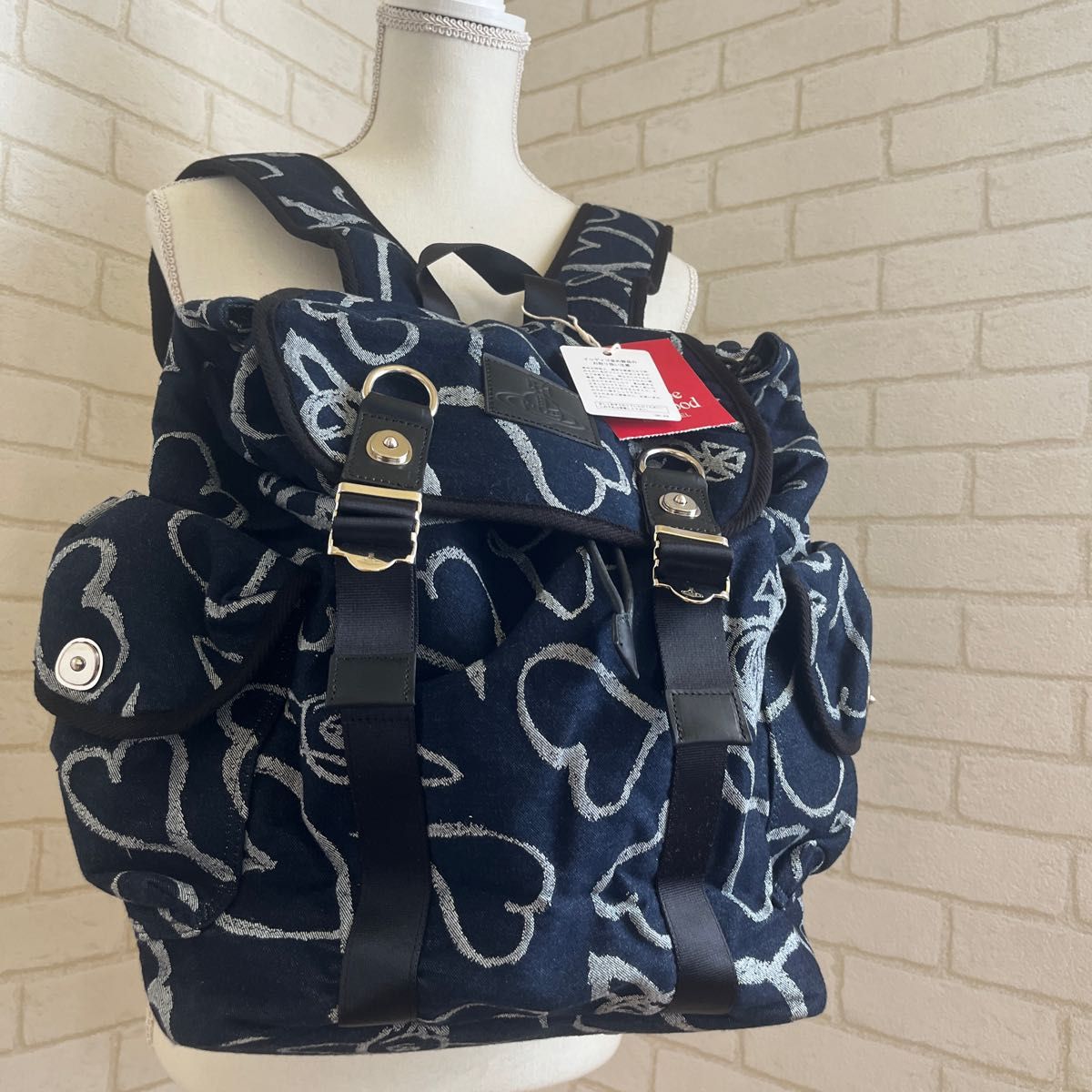 Vivienne Westwood 新品 ヴィヴィアンウエストウッド ハート オーブ デニム バックパック リュック Vivienne Westwood 新品 ヴィヴィアンウエストウッド ハート オーブ デニム バックパック リュック