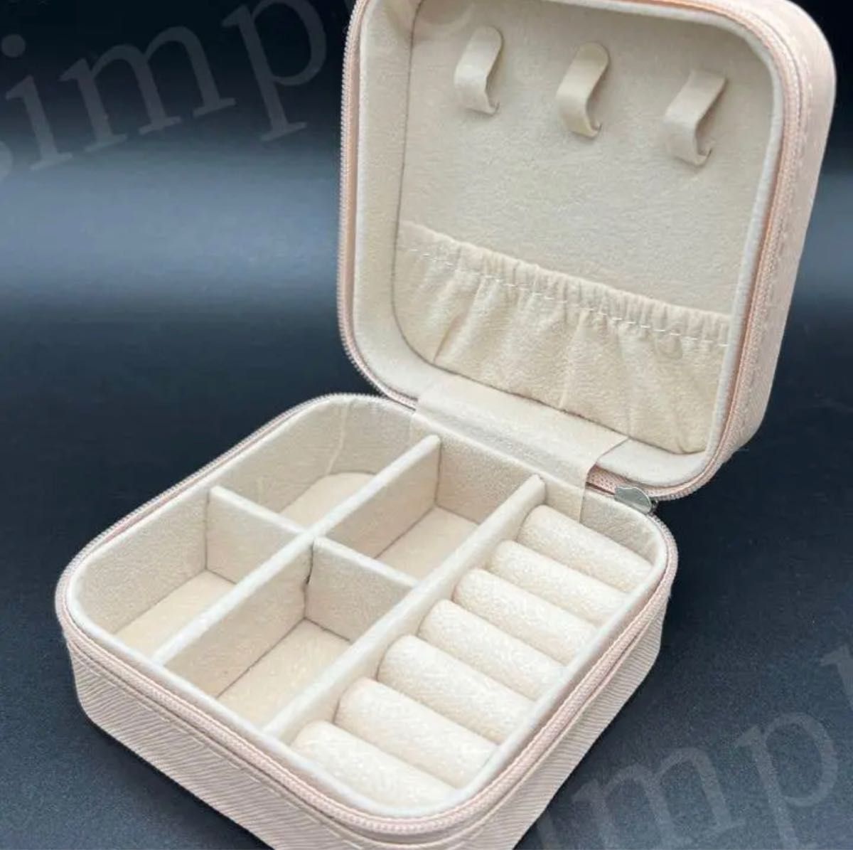 【ホワイト】 ジュエリーボックス 携帯用 アクセサリーケース 宝石箱 収納ケース 化粧品収納ボックス コスメ収納
