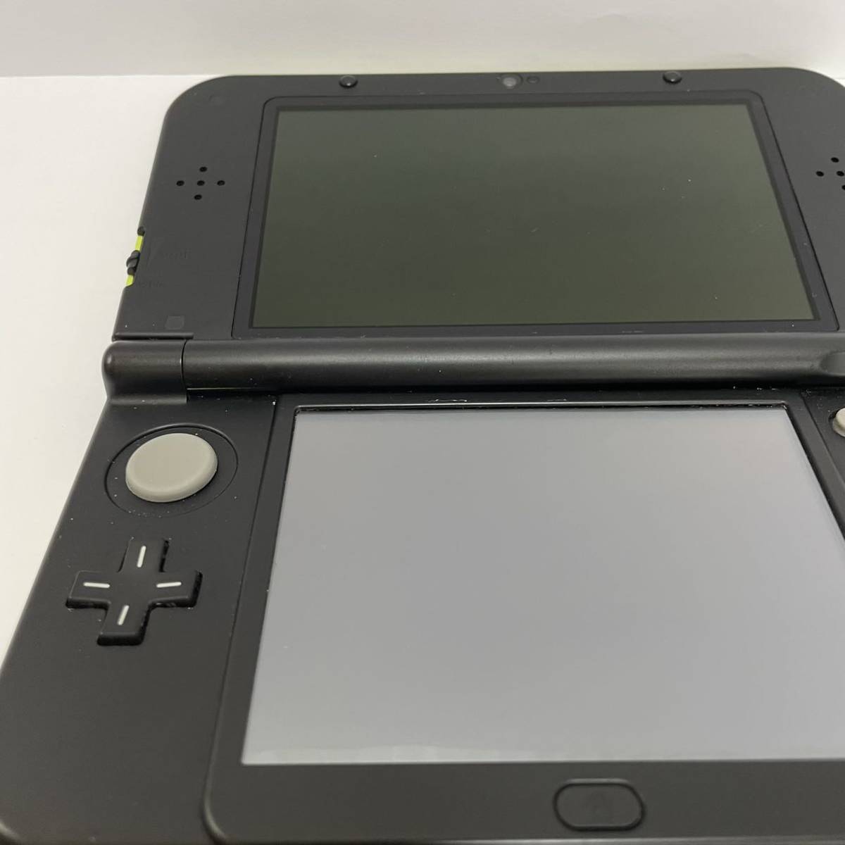 美品☆ 任天堂 Newニンテンドー3DS LL ライム ブラック 本体 new