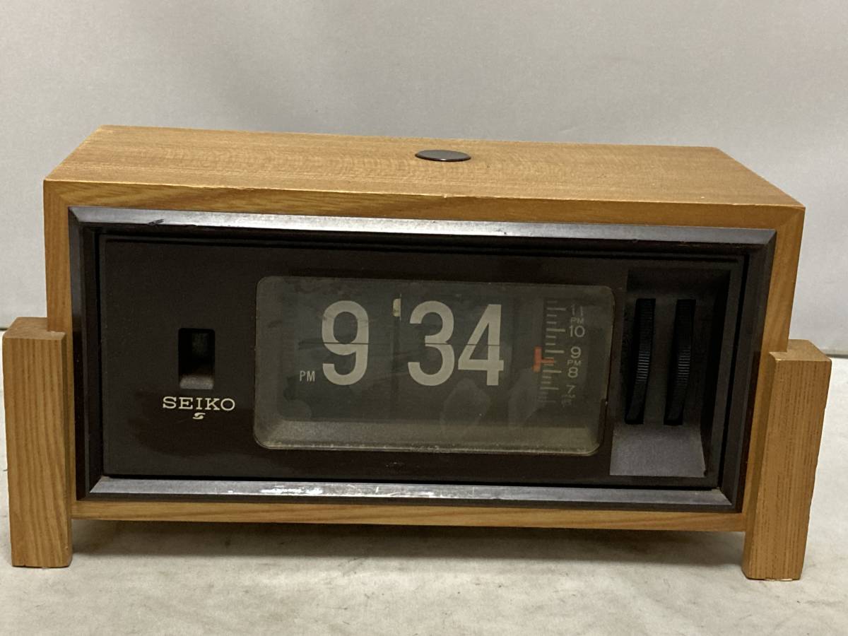 Yahoo!オークション - SEIKO セイコー 木製パタパタ時計/レトロ Yahoo!オークション - SEIKO セイコー 木製パタパタ時計/レトロ