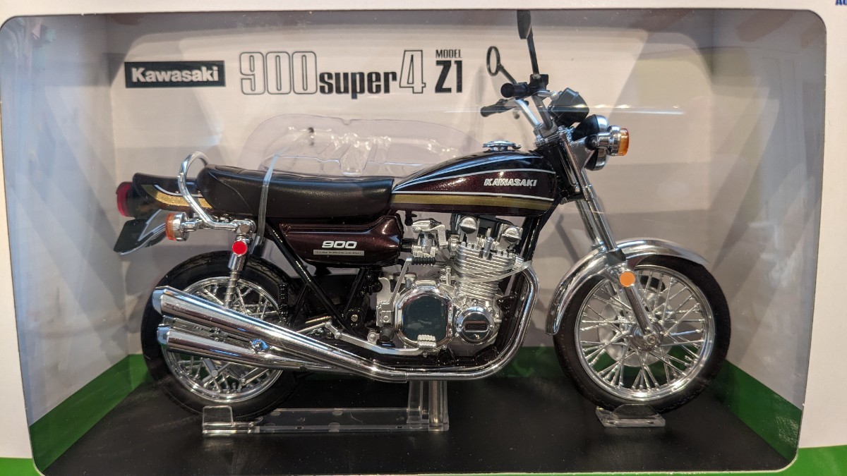 廃盤 アオシマ 1/12 完成品 KAWASAKI 900 SUPER4 Z1 玉虫マルーン