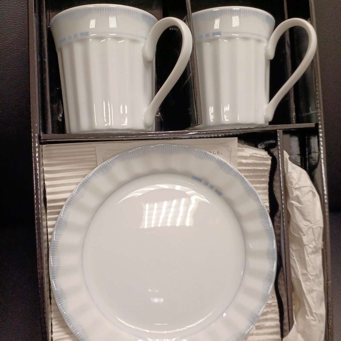 ＃3182A　ジャンク　ブランド食器　まとめ　Wedgwood　NARUMI　ロイヤルコペンハーゲン　Noritake　など　大量　中古品　未確認_画像10