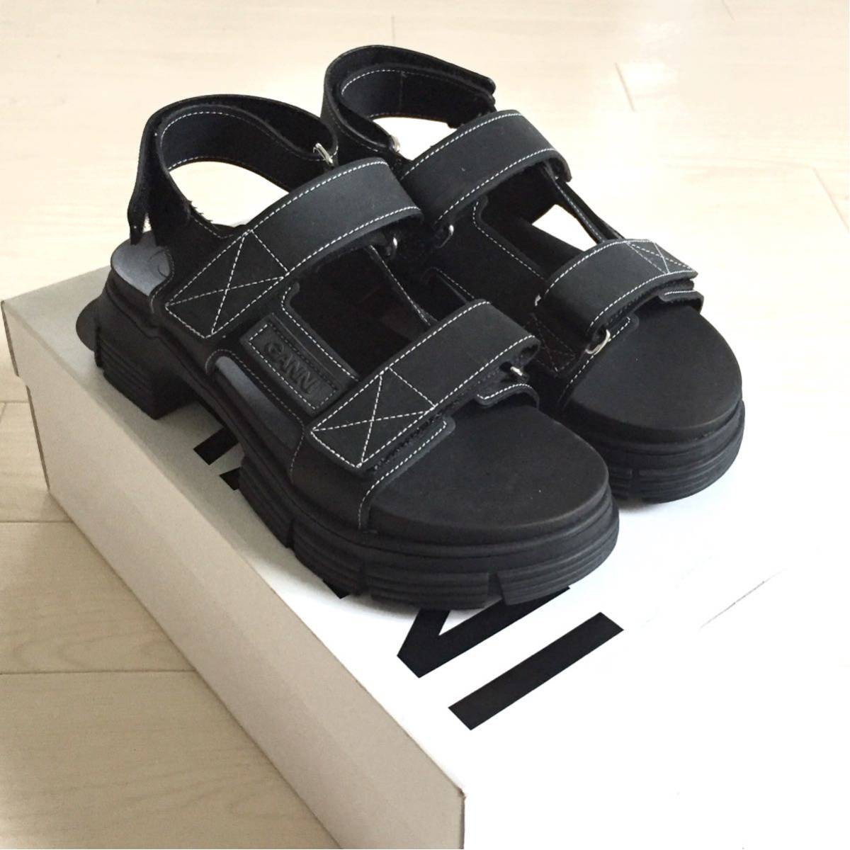 新品 GANNI ベルクロストラップ 厚底ラバーサンダル | inmarco.ae