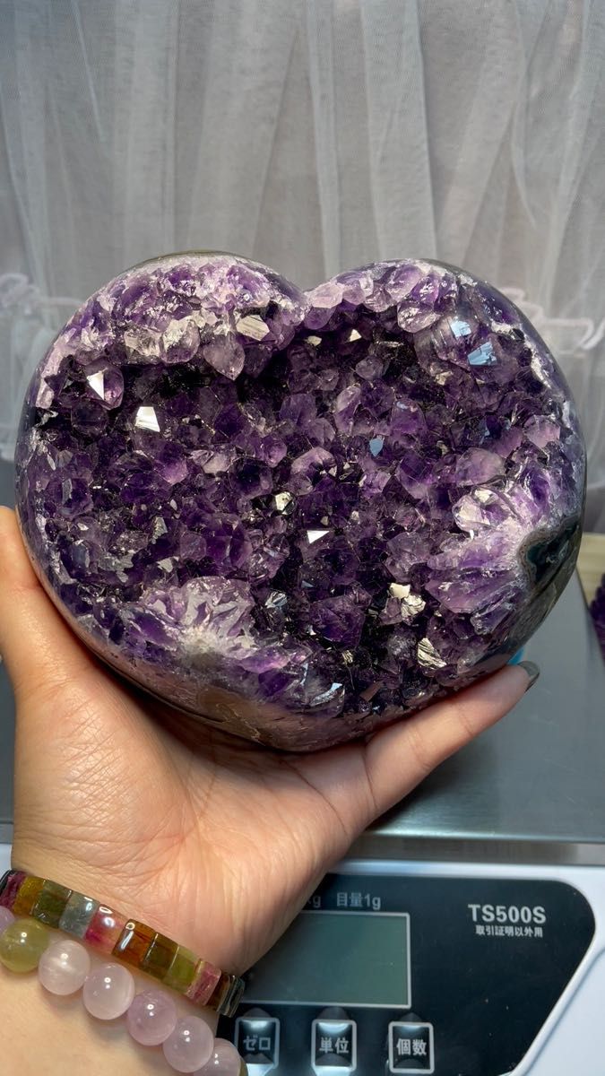綺麗　原石 天然石　浄化 ウルグアイ産 アメジスト ハット 紫水晶 クラスター ②
