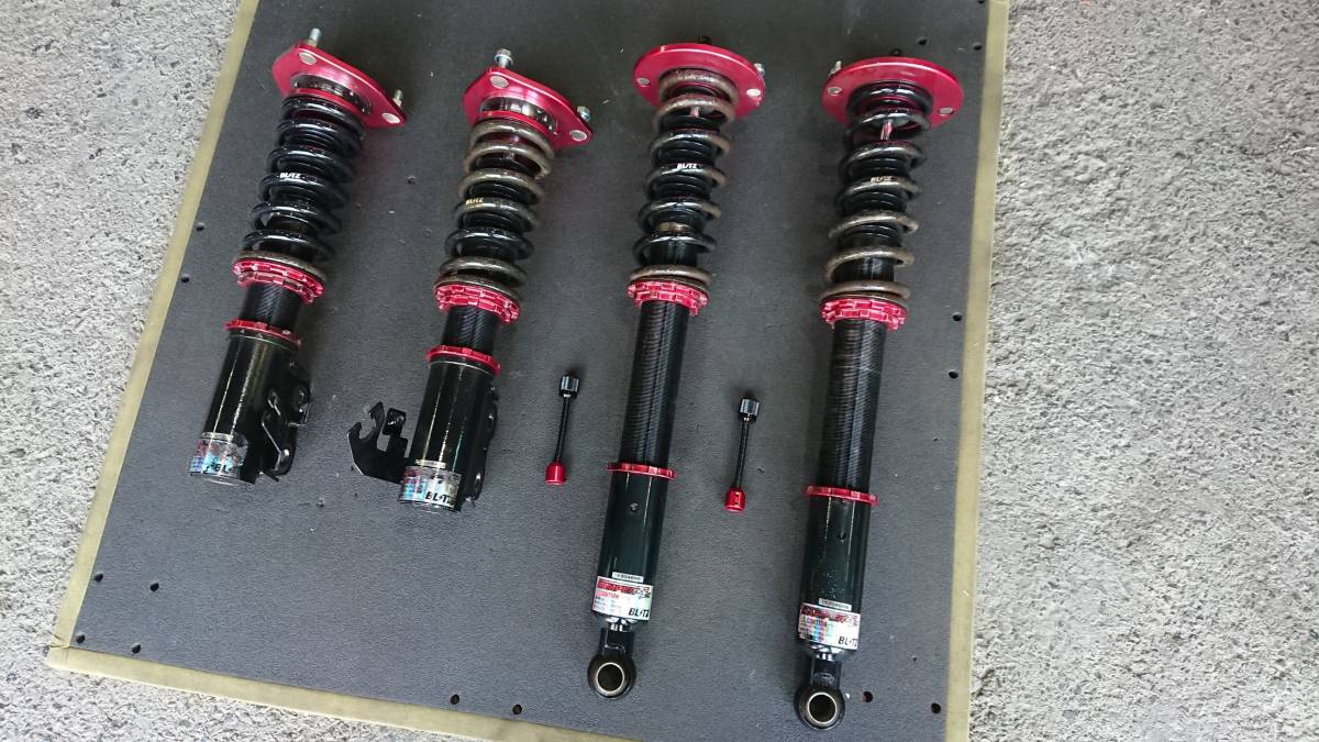 S14,S15シルビア BLITZ ブリッツ ZZ-Rフルタップ式車高調整キット