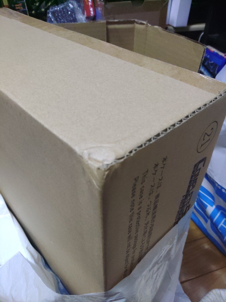 値下げ! 送料無料 輸送箱 未開封 バンダイ COMPLETE SELECTION
