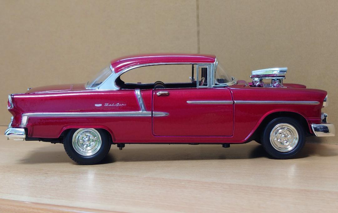 1/18 シボレー ベルエア チューニング 1955 メタリックレッド Chevrolet Bel Air Tuning ダイキャスト製ミニカー_画像8